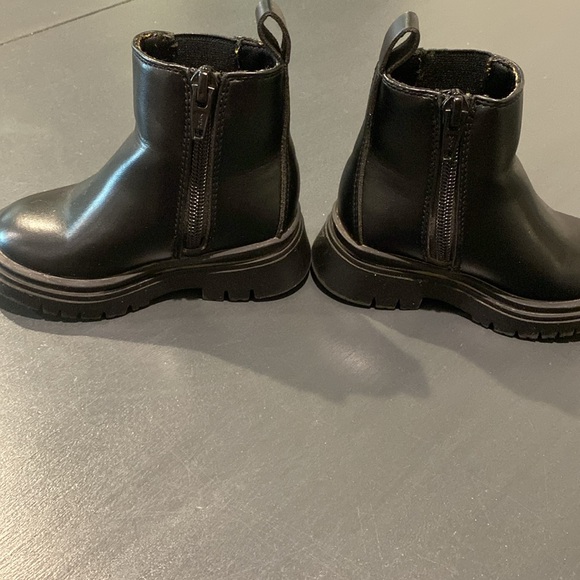 Baby Gap Toddler Ankle Boots - Black - Size 5 - Picture 7 of 10